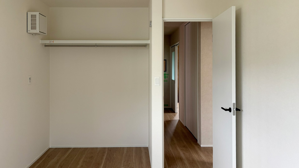 高槻市和モダンな注文住宅：パナソニック壁掛け熱交換気システム1