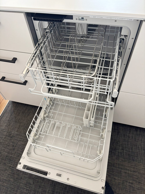 高槻市和モダンな注文住宅：リンナイフロントオープン食洗機オープン時